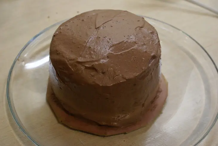 Шоколадный тортик с медовыми коржами: шаг 16