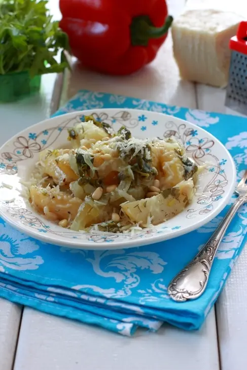 Картофель с петрушкой, пармезаном и кедровыми орехами: шаг 8