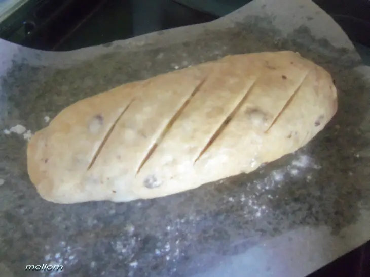Цельнозерновой батон с изюмом и орехами: шаг 5