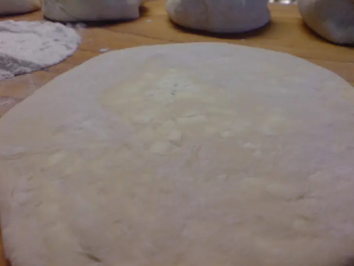 Лепёшки с брынзой по-габровски: шаг 4