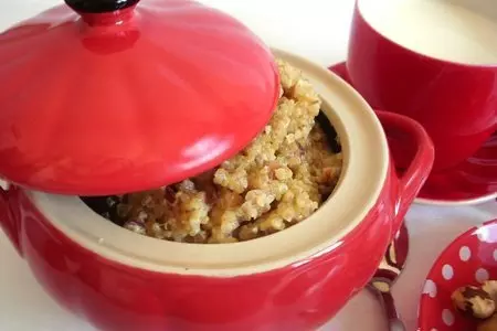 Каша из киноа с орехами, медом и сливками: шаг 5