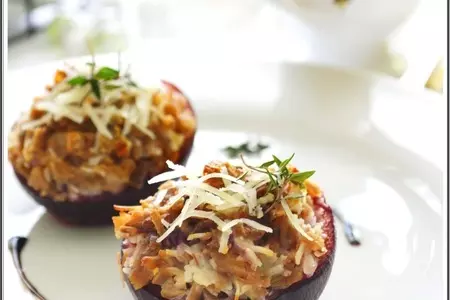 Слива фаршированная утиной грудкой.: шаг 3