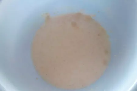 Булочки подковки с джемом: шаг 1