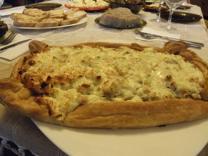 Повседневный и праздничный рыбные пироги: шаг 1