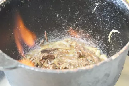 Паштет из куриной печени с коньяком.: шаг 3
