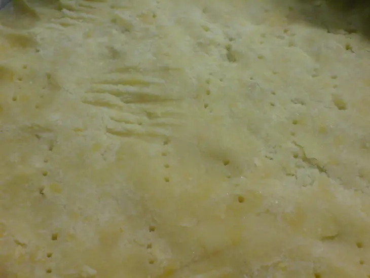 Пирог с грушами и маком под сметанной заливкой: шаг 1