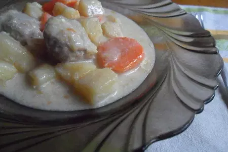 Овощное рагу  фрикадельками в мультиварке: шаг 8