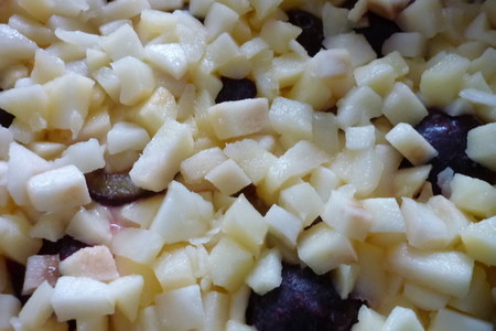 Яблочно-сливовый пирог (быстро и вкусно): шаг 3