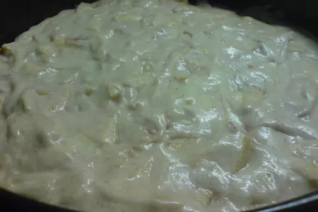 Датский яблочный пирог  с корицей и сметаной//шарлотка по-датски: шаг 5
