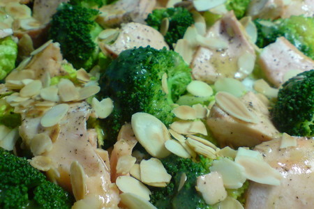 Салат из сёмги  и брокколи,сваренных на пару: шаг 7