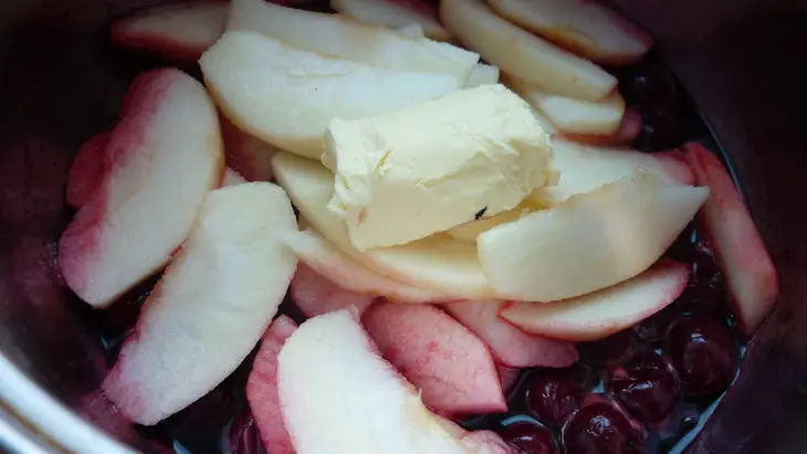 Кокосовый кекс с яблоком и вишней (заходите на чашечку кофе-чая): шаг 1
