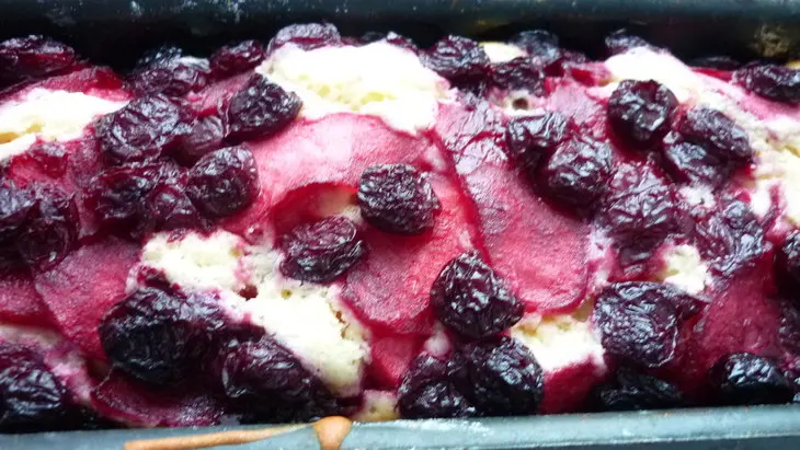Кокосовый кекс с яблоком и вишней (заходите на чашечку кофе-чая): шаг 3