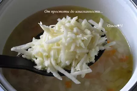 Щи с яблоками, зразы и овощи на пару, вишневый морс - идеальный обед для малыша за 60 мин: шаг 3