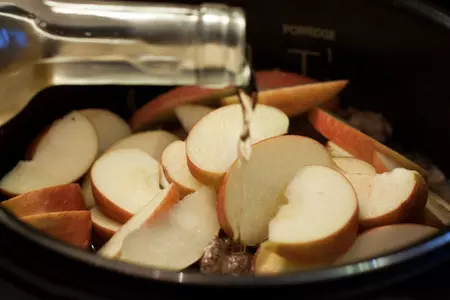 Куриная печень с яблоками и белым вином. тест-драйв: шаг 6