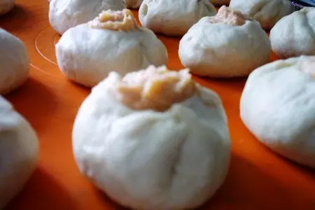 Быстрая и вкусная выпечка (курнички, пирожки, булочки) из замечательного теста: шаг 6