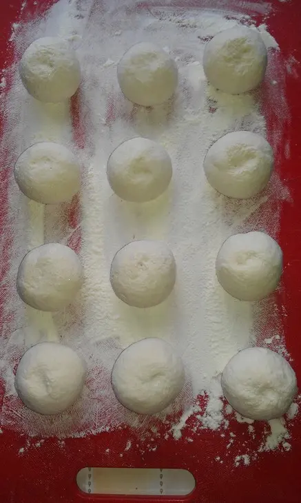 Сахарные плюшки с маком: шаг 1