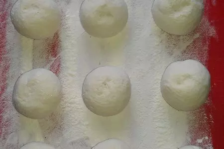 Сахарные плюшки с маком: шаг 1