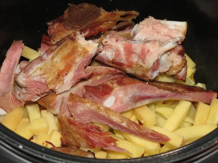 Гороховый суп с копчеными ребрышками: шаг 6