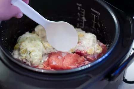 Рыба в сливочно-винном соусе: шаг 6