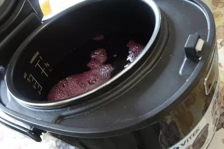 Пеламуши или арабский маль-бан, десерт из виноградного сока и орехов  тест драйв vitek: шаг 2