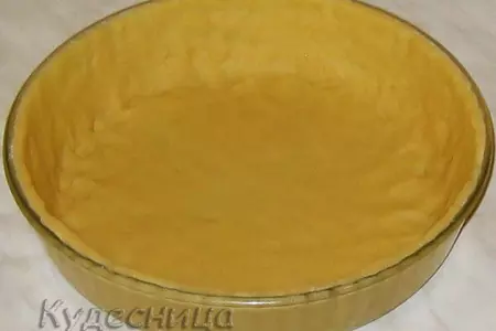 Пирог с брусникой и меренгой: шаг 4