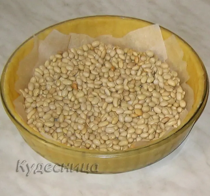 Пирог с брусникой и меренгой: шаг 7