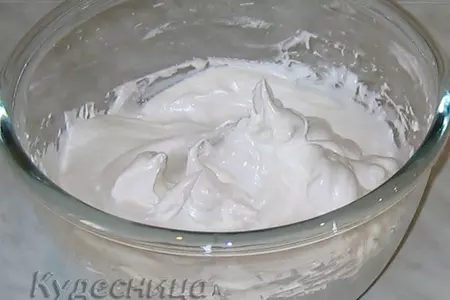 Пирог с брусникой и меренгой: шаг 13
