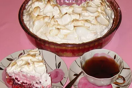 Пирог с брусникой и меренгой: шаг 15