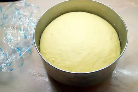Хлеб тостовый из кукурузной муки. хлебные ломтики, запечённый с зелёным маслом и сыром. тест-драйв.: шаг 5