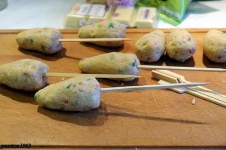 Cake-pops или пирожные-крошки на ножке „рождественская елочка“: шаг 5