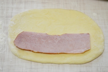 Пирожки с мясом и сыром.: шаг 3