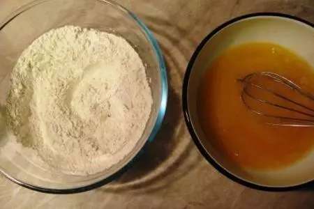 Яблочный пирог с медом от дж. оливера: шаг 1