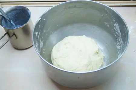 Сосиски в тесте или забавные хот доги. вкуснейшее тесто!: шаг 1