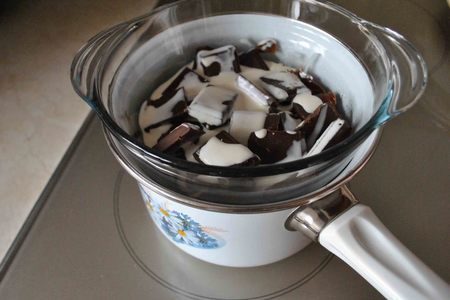 Шоколадный торт по рецепту бабушки ивонн "домашний праздник": шаг 2