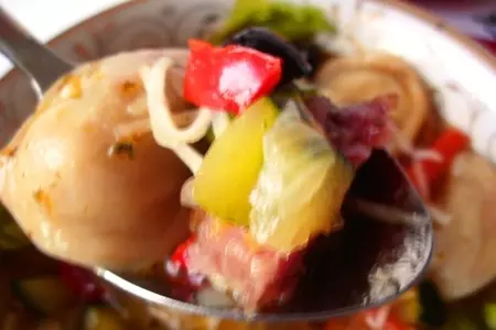 Мясной суп с пикантными равиолями: шаг 7