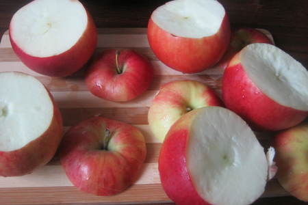 Яблоки фаршированные творогом и цукатами (тест-драйв): шаг 2