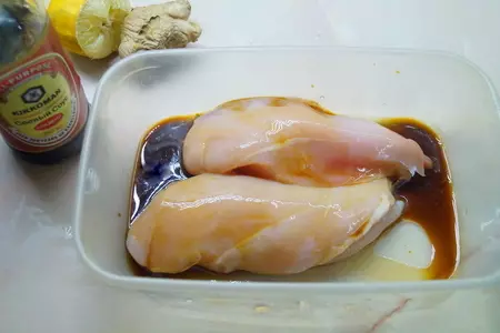Куриные шашлычки в имбирно-соевом маринаде.: шаг 2