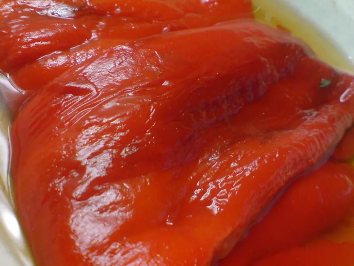 Салат из куриной грудки с грибами: шаг 1