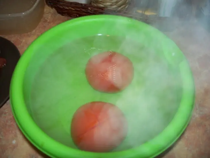Томатный суп с куриными печенками: шаг 2