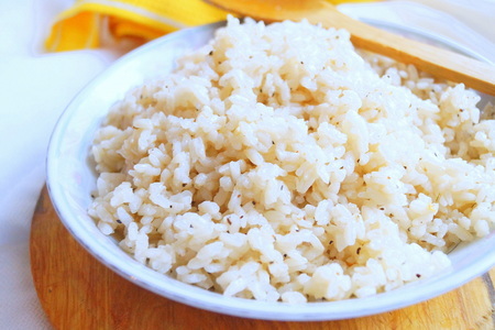 Жареный рис «монреаль» и рыбный салат «к празднику» на его основе: шаг 5