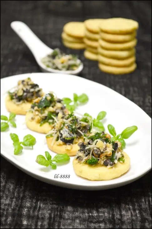 Печенье с пармезаном и розмарином + закуска.: шаг 6