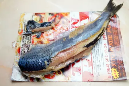 Селёдочка пряного посола и холодного копчения: шаг 4