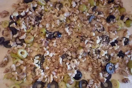 Батон по-средиземноморски с орехами: шаг 5