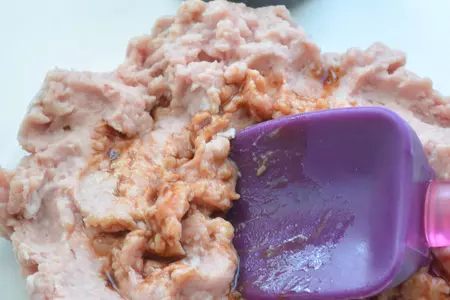 Новогодние мясные "ёлочки" с сыром: шаг 1