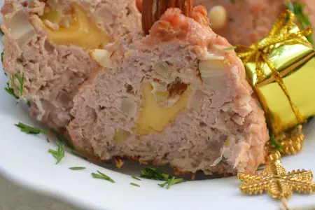 Новогодние мясные "ёлочки" с сыром: шаг 9