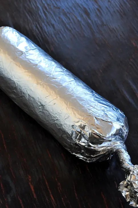Рулет из курицы с карамболой и маслинами: шаг 5