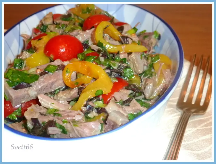 Салат мясной с овощами "для тонкой талии и новогодней ночи": шаг 9