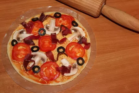 Мини пиццы с вяленым мясом: шаг 6