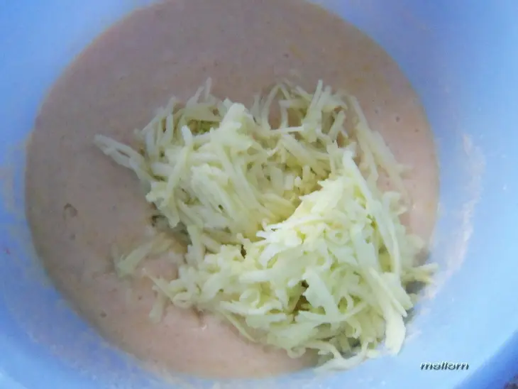 Йогуртовые кексы с яблоком и клюквой: шаг 4