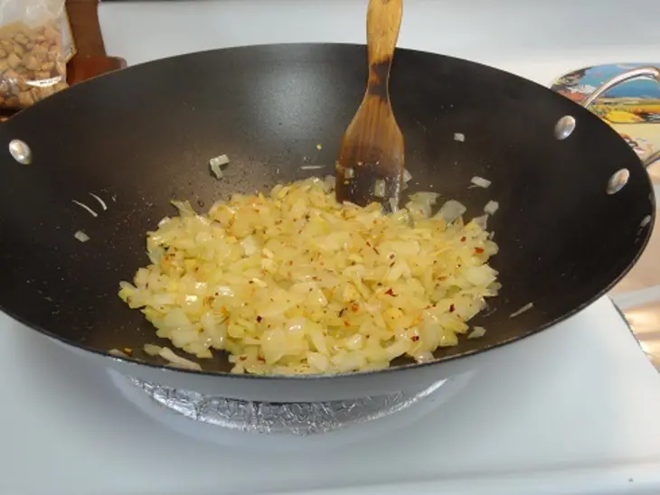 Масляная рыба под ароматным соусом: шаг 3